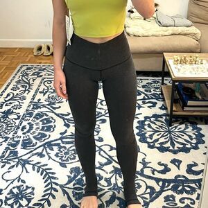 Lululemon Luon Leggings 28” in Grey